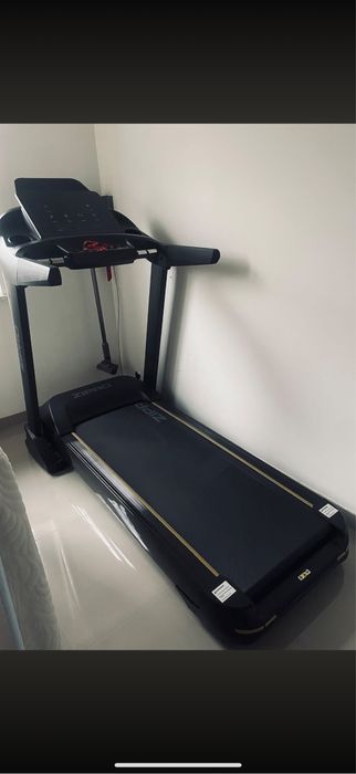 Bieżnia elektryczna do biegania Zipro Pacemaker