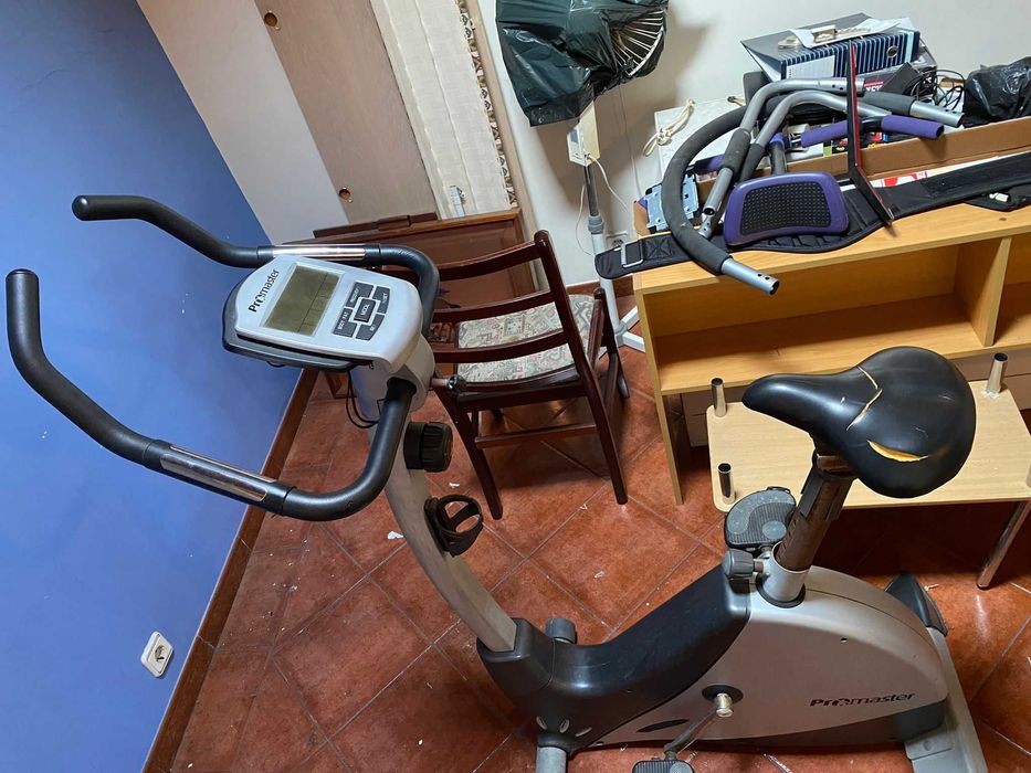 Bicicleta estática para restauro