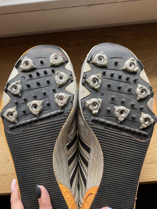 Шиповки для потрійного стрибка