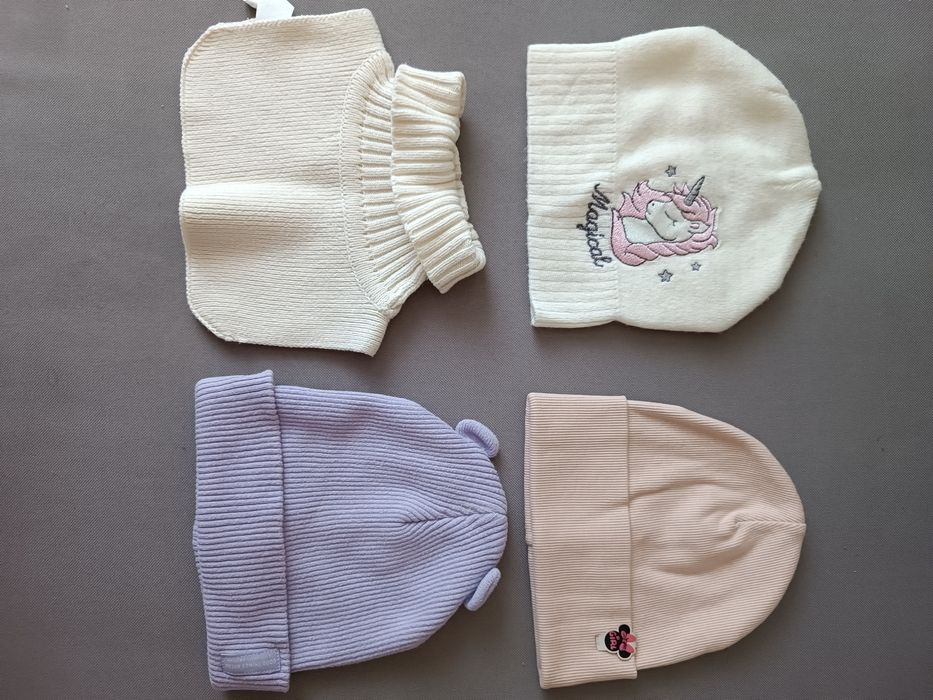 Шапки для дівчинки 2-3 роки