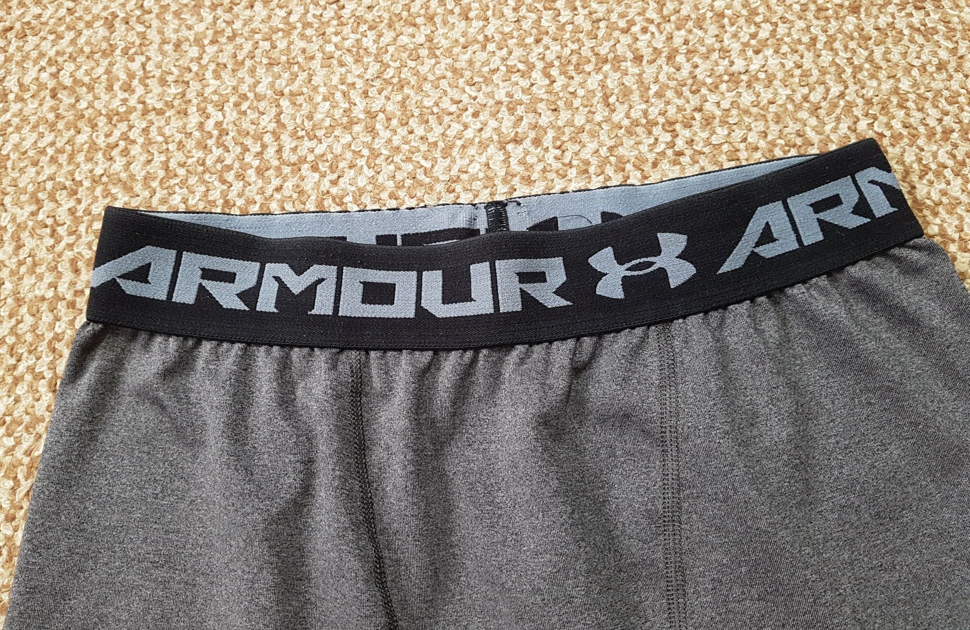 Under Armour компресійні шорти білизна труси оригінал M-L