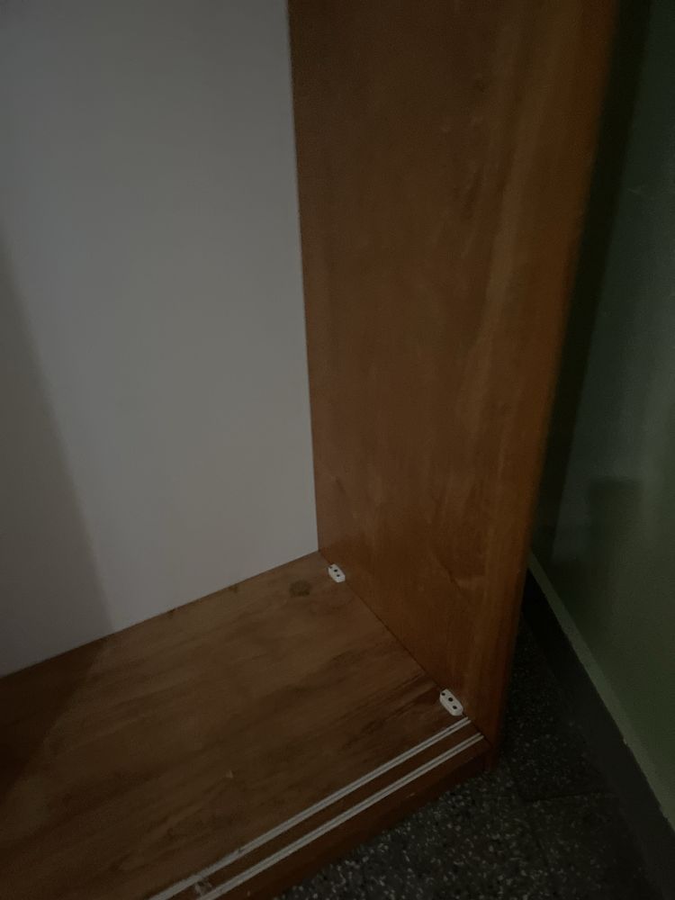 Sprzedam szafe z rattanu