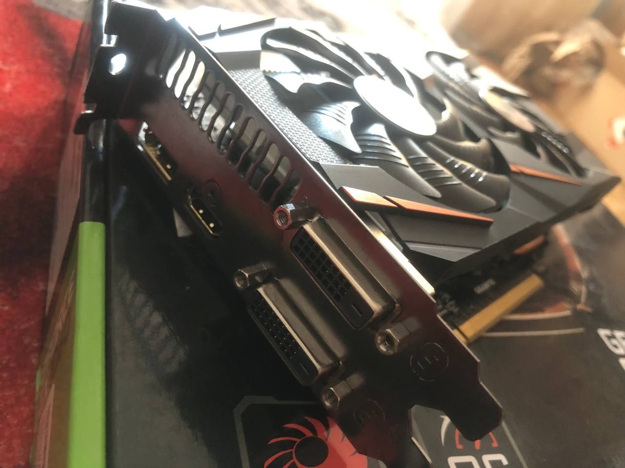 Відеокарта gtx 1060 3 gb gigabyte з коробкою