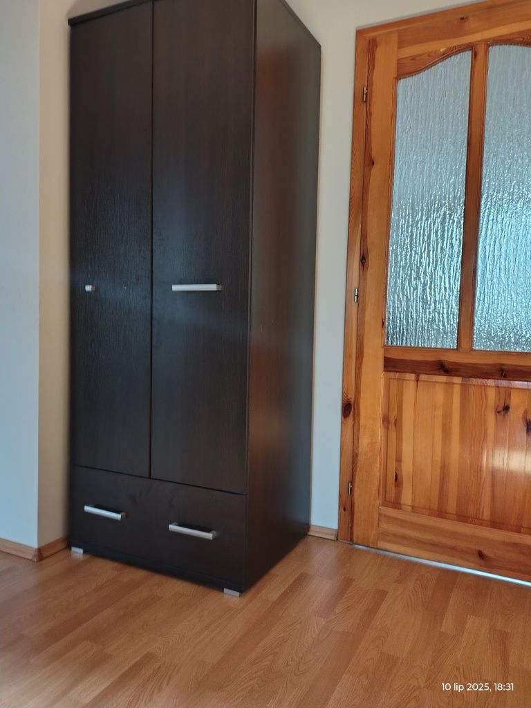 Meble i łóżko do pokoju