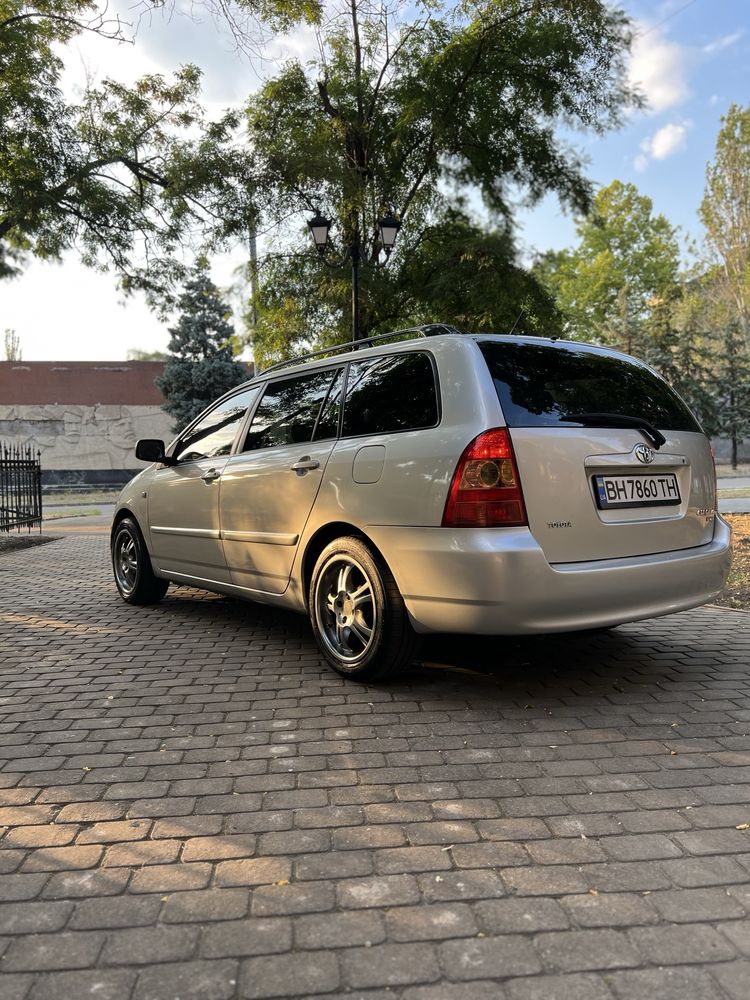 Поодаю Toyota Cotolla E120 2.0d