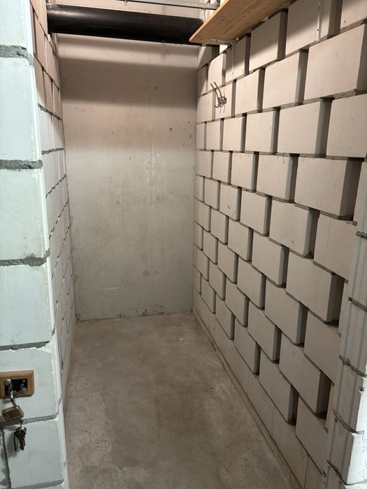 Komórka lokatorska Giełdowa 4a 2.6m2