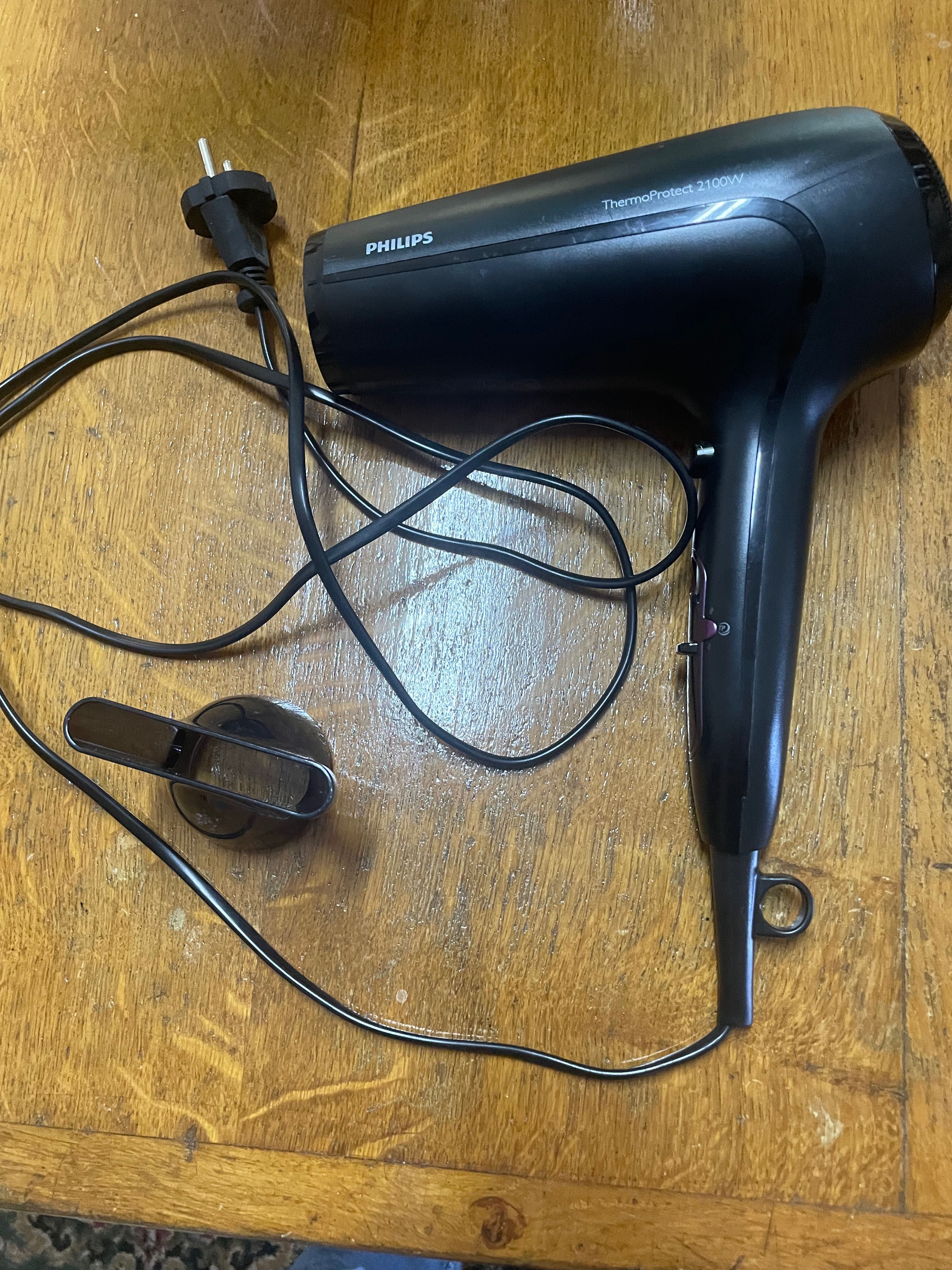 Secador de Cabelo Philips ThermoProtect HP8230