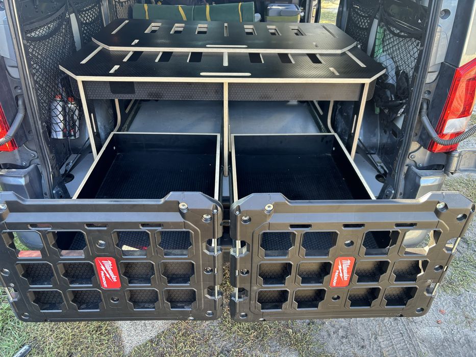 Zabudowa kempingowa camper box kamper van szuflady łóżko bus millwauke