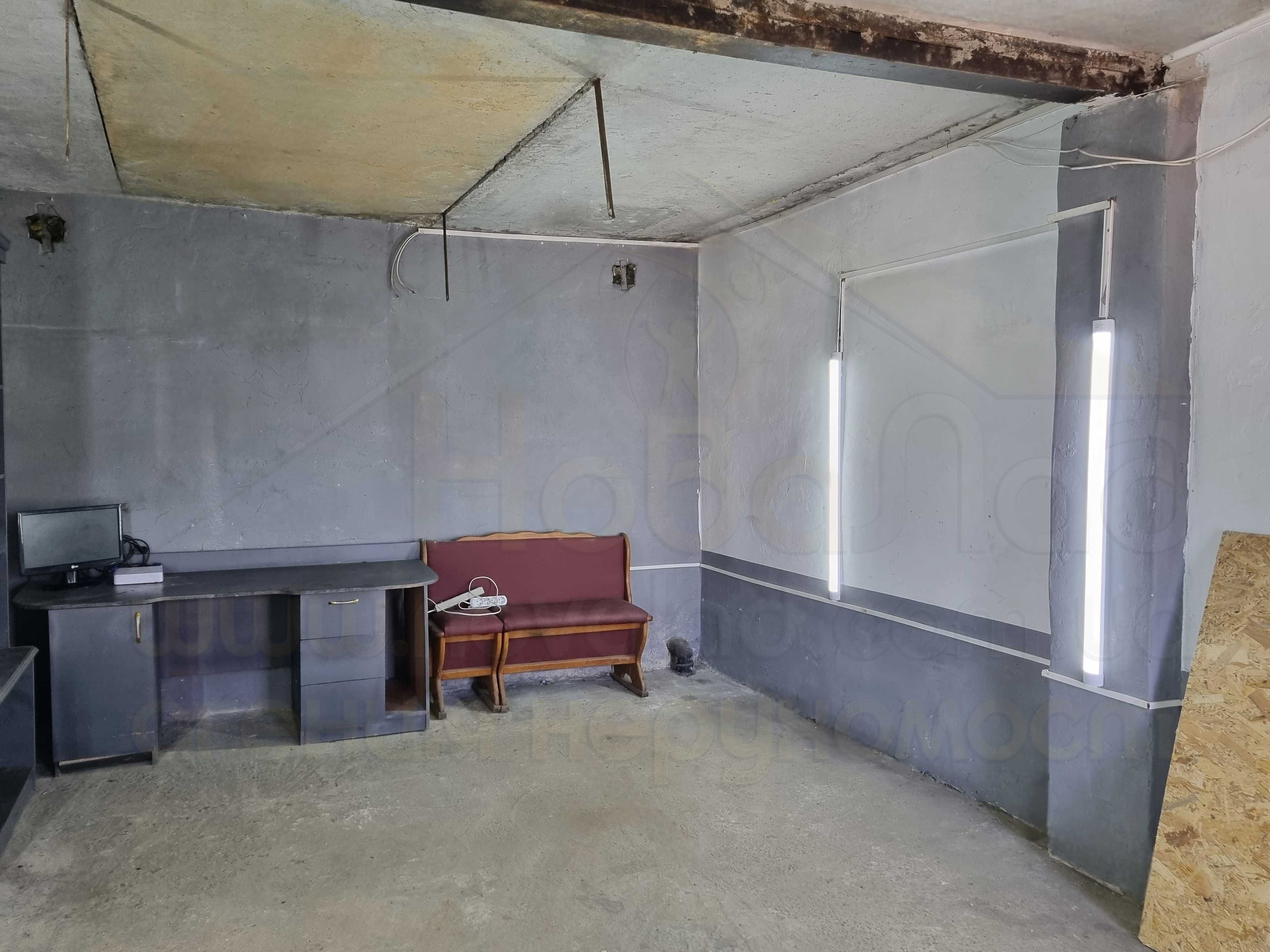 Великий капітальний гараж з ямою 25м2 в районі Роддому(АК №45)-KI