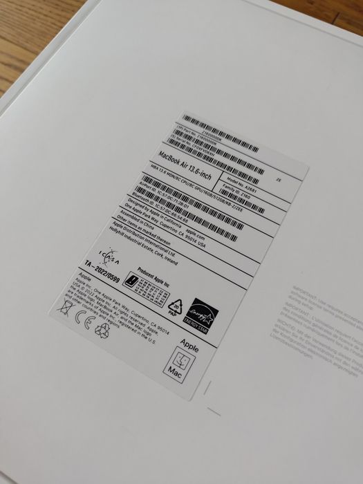 Macbook Air M2, 16 GB, 512 SSD, Midnight