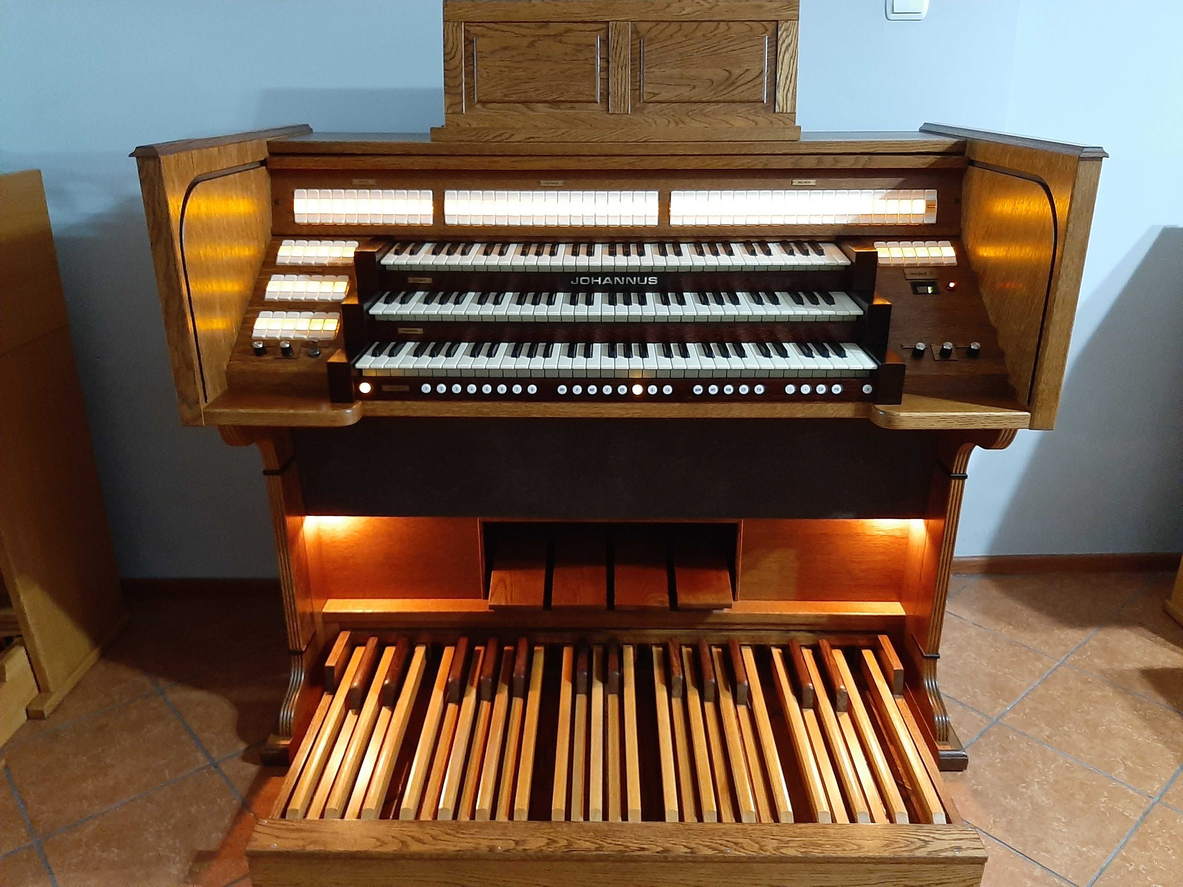 Cyfrowe organy kościelne Johannus Sweelinck 30 deluxe 3 manuały