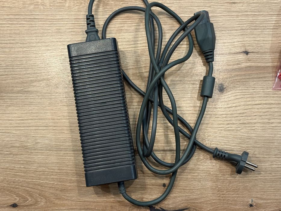 Zasilacz Xbox 360 175W fat elite oryginalny