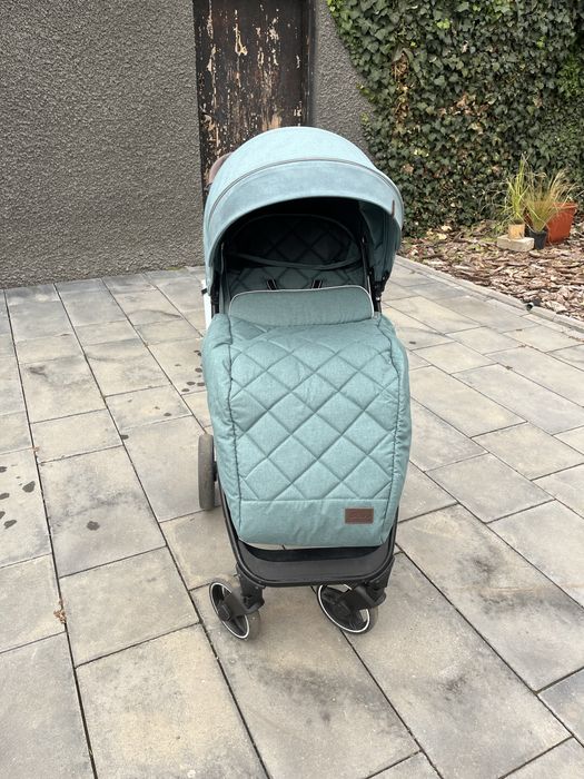 Прогулянкова коляска CARRELLO Bravo