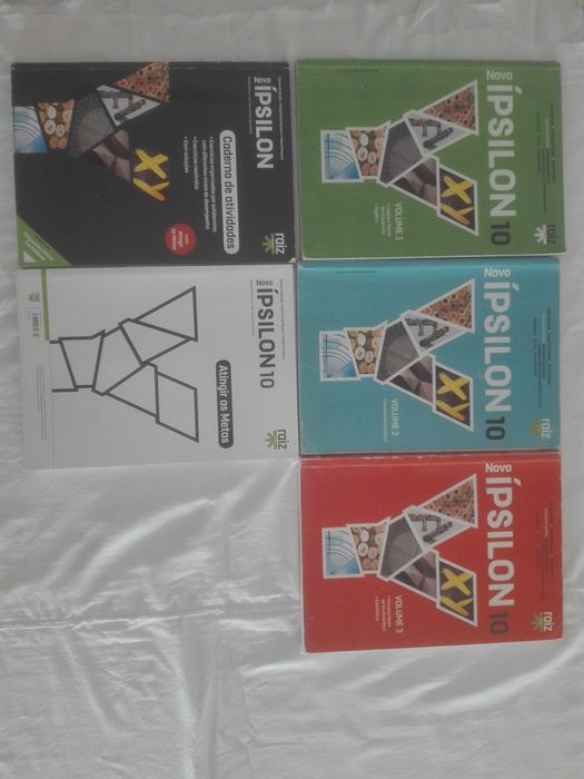 10ºano matemática Ipsilon10 vol 1,2,3+ caderno actividad/atingir metas