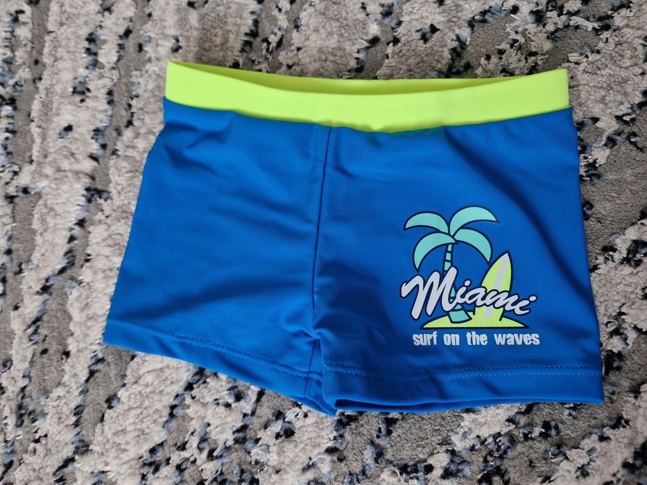 Kąpielówki chłopięce 98