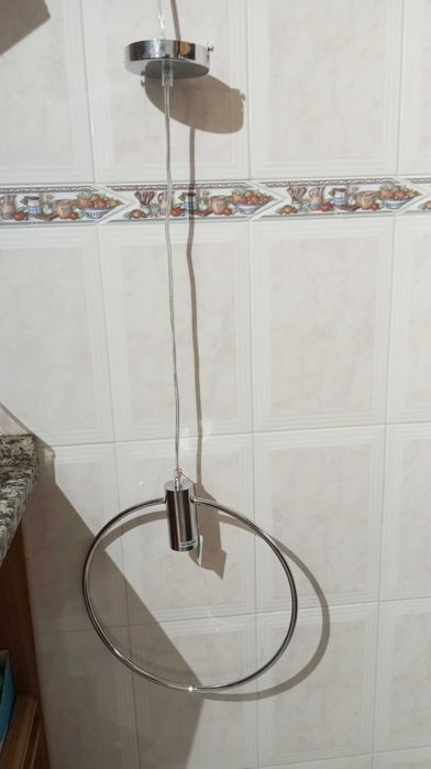 Candeeiro novo, ainda com etiqueta