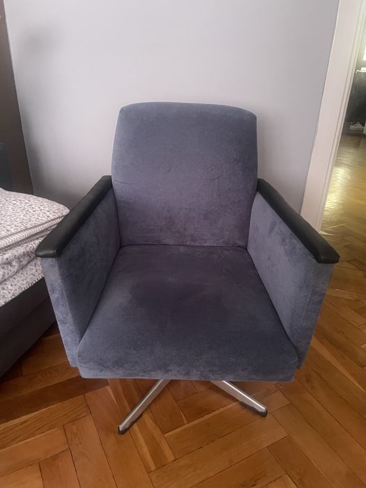 Fotel PRL obrotowy vintage