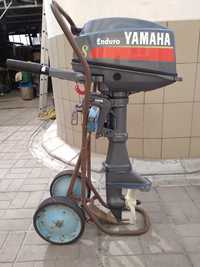 Лодочный мотор Ямаха 8  2005г. 950уе