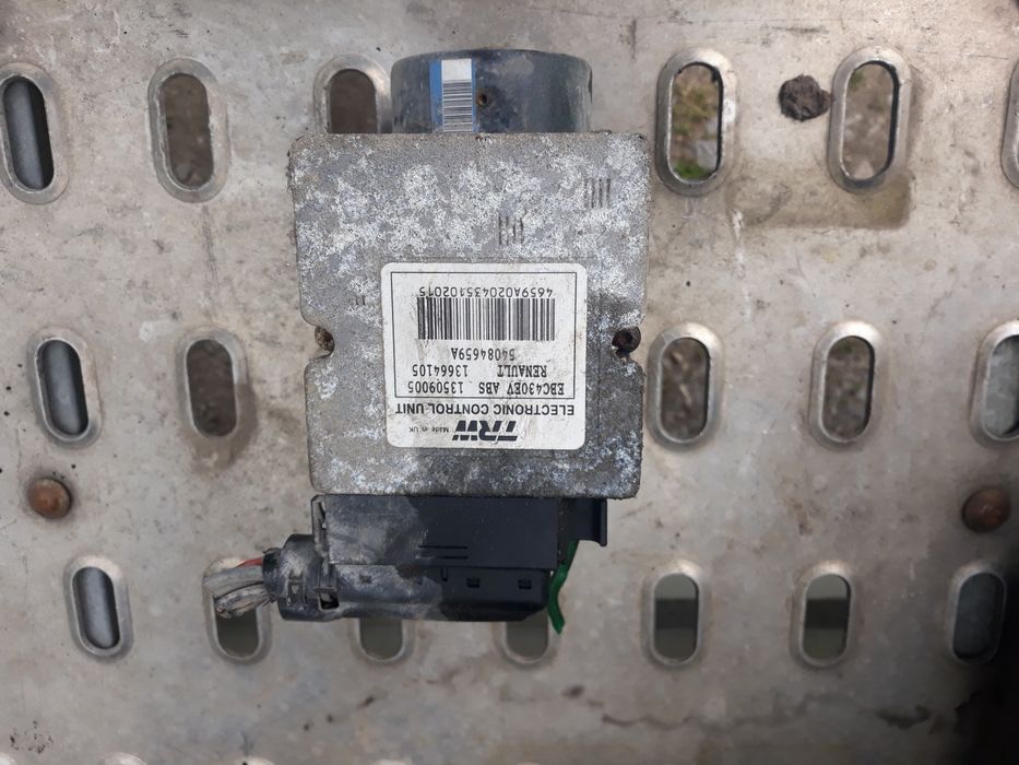 Opel Vivaro Trafic Primastar 01-14rok pompa abs