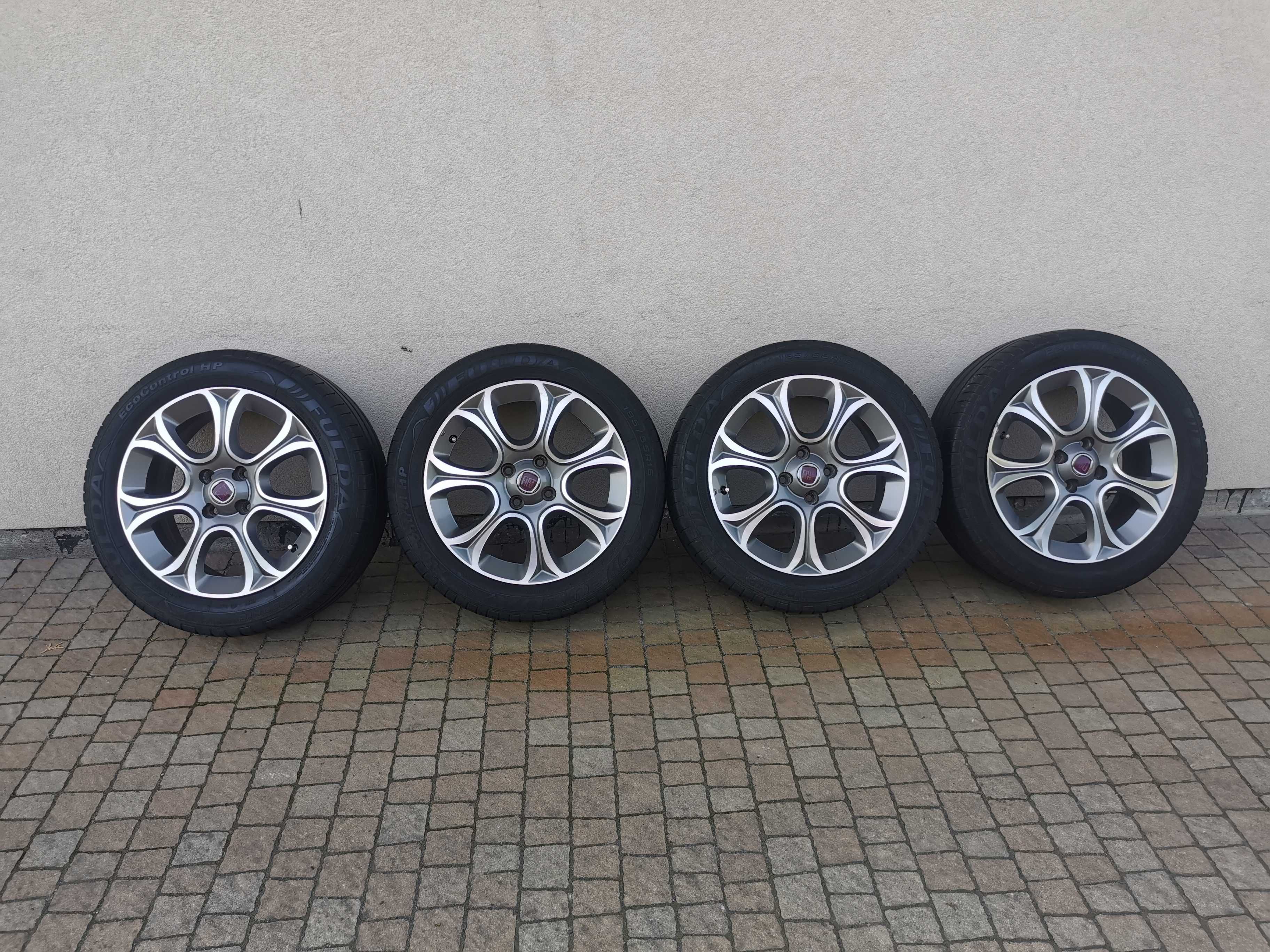 Koła Felgi FIAT PUNTO EVO 4x100 16 opony 195/55/16 grande punto PUNTO