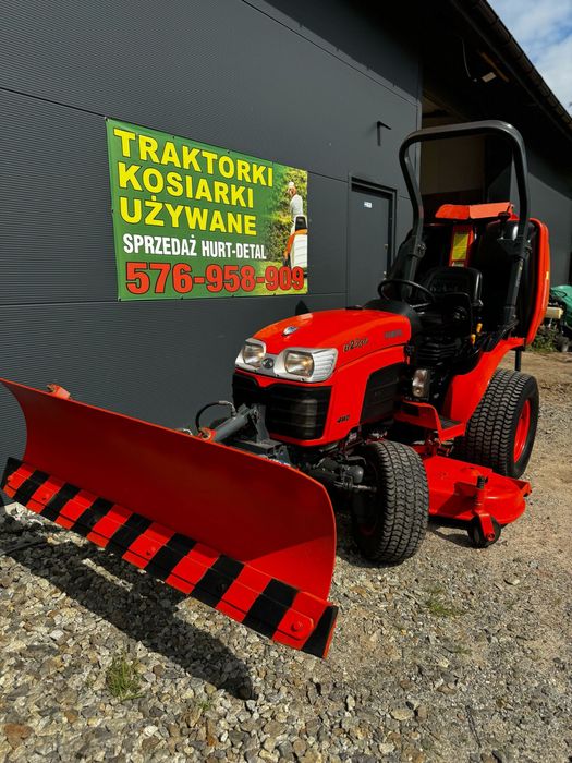 Pług do odśnieżania Kubota hydrauliczny 150 cm szeroki