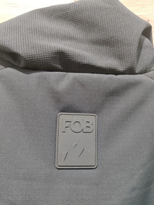 Kamizelka bezrękawnik zimowa membrana 8000 męska 4F FOB rozm. L czarna