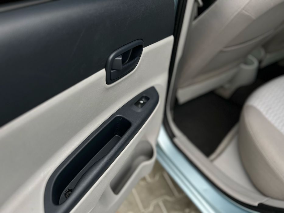 Продам Hyundai Accent АВТОМАТ 1.4