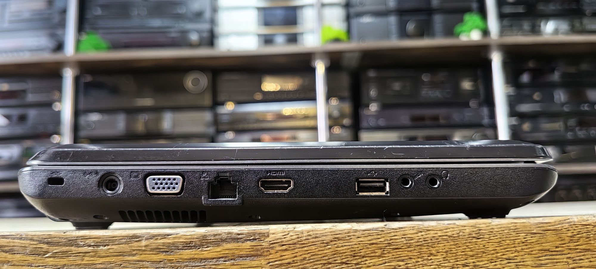 Ноутбук Samsung NPR530//Pentium T4400/Ram 4Gb/HDD 320Gb /Video 512Gb 3