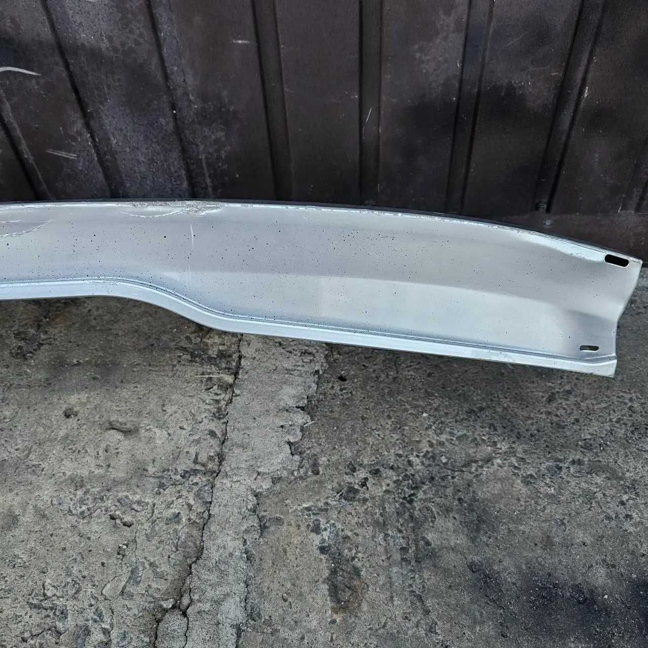 Накладка двері кришки багажника Ford Focus 3 Форд Фокус 3 молдинг