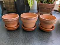 Conjunto de vasos de barro
