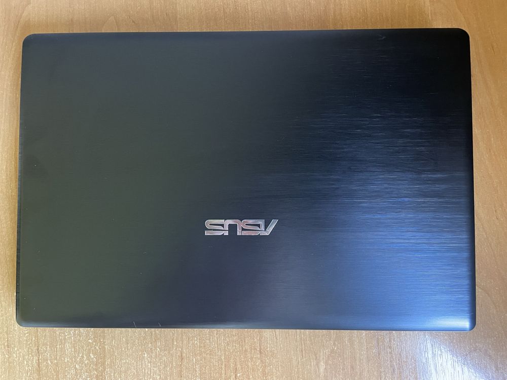 Ноутбук ASUS X55V идеал