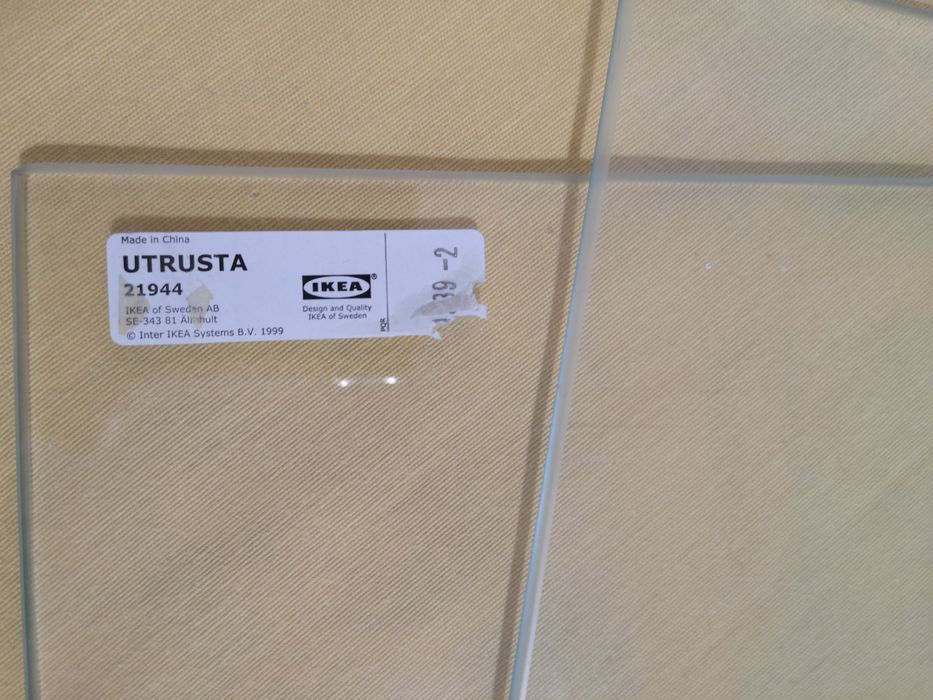 2 vidros ikea para prateleiras, estante, etc.