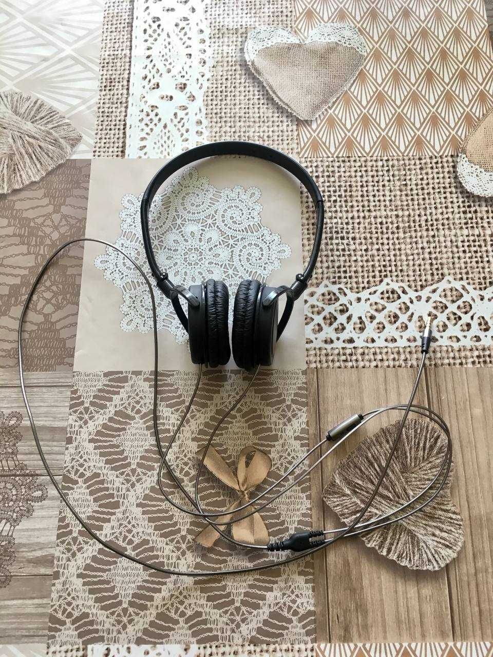 Наушники с микрофоном ERGO VM-330 Black