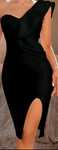 Vestidos vermelho e preto