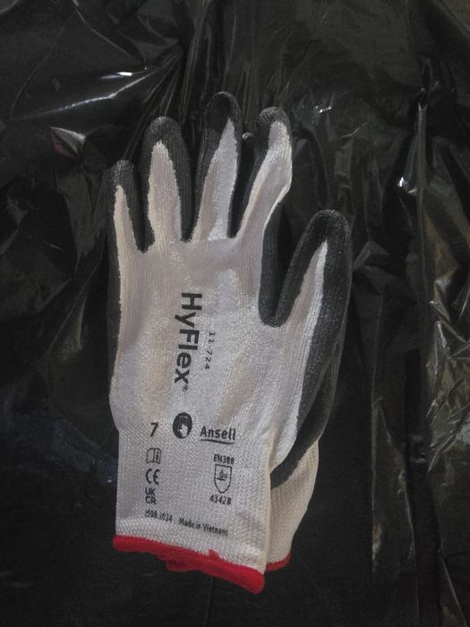 Rękawice antyprzecieciowe róż. 7