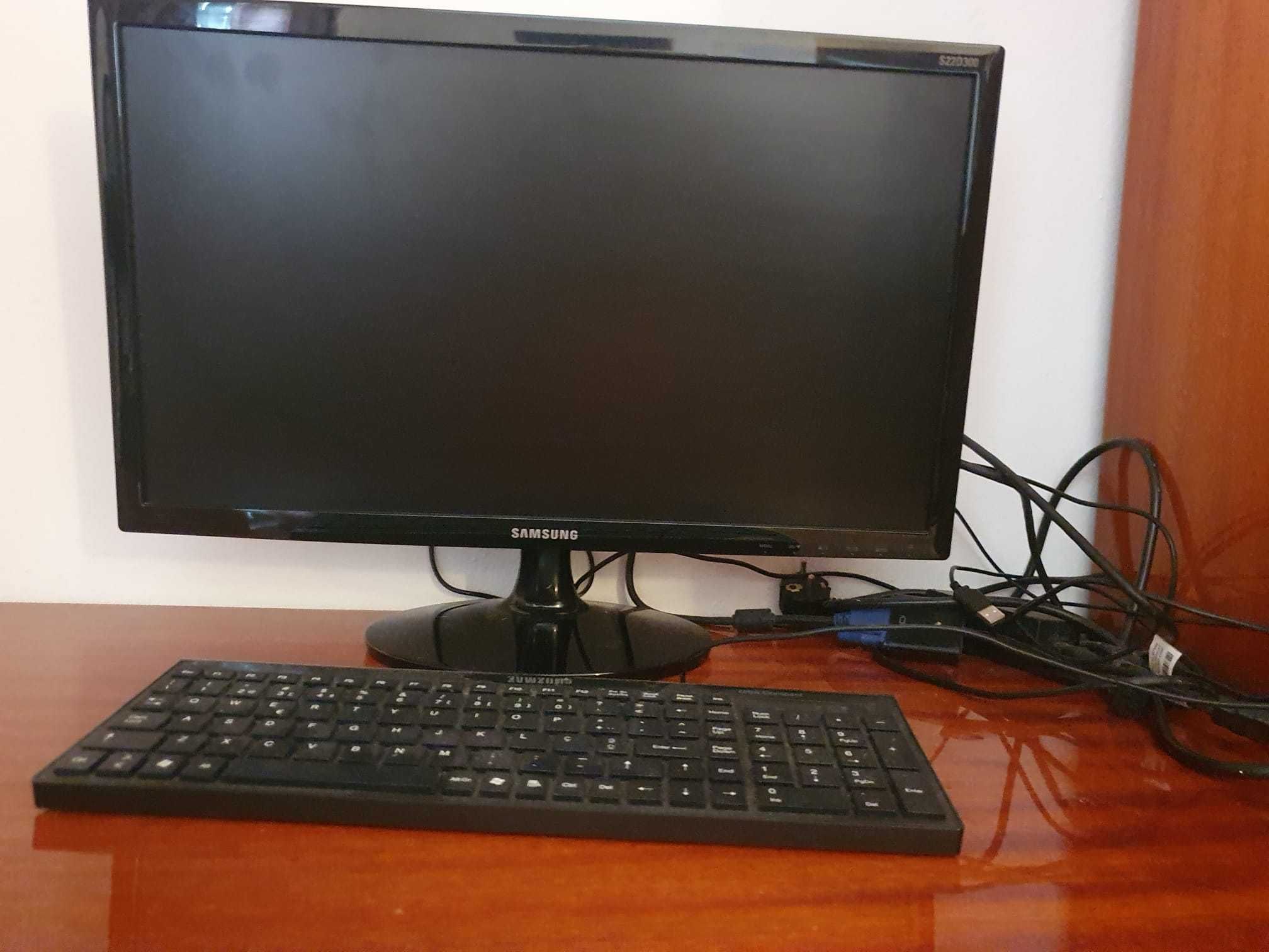 Computador, impressora.