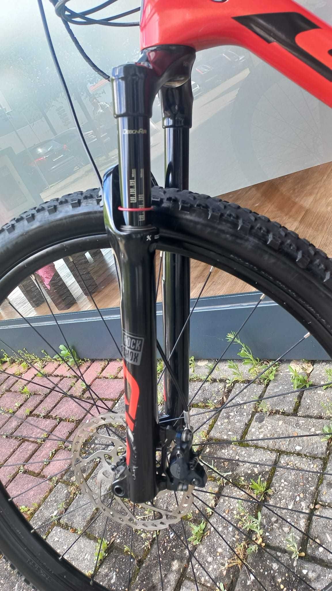 Scott Addict 10 Carbon Disc Mavic