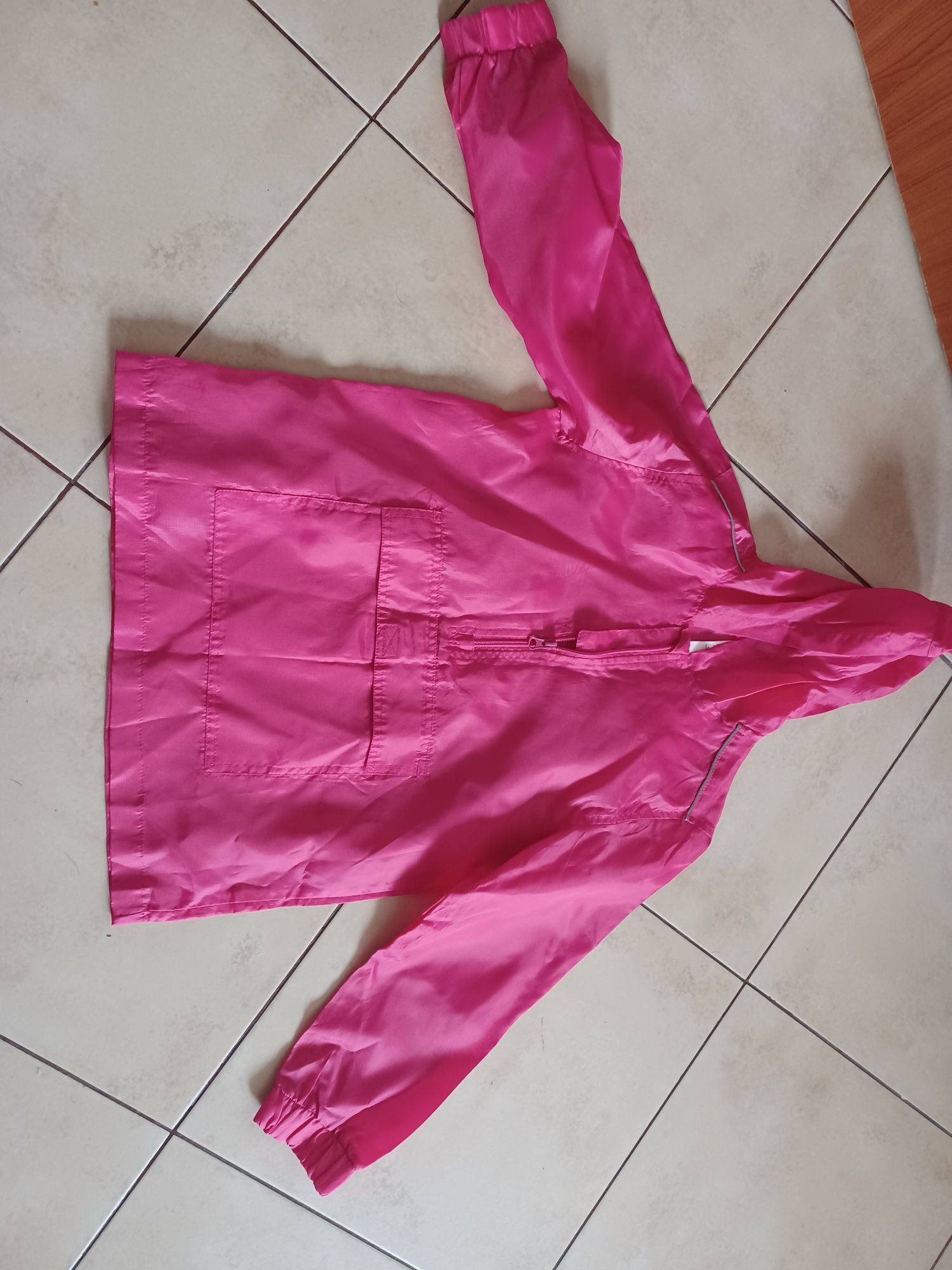 Kurtka przejściowa wiatrówka 140cm dziewczynka