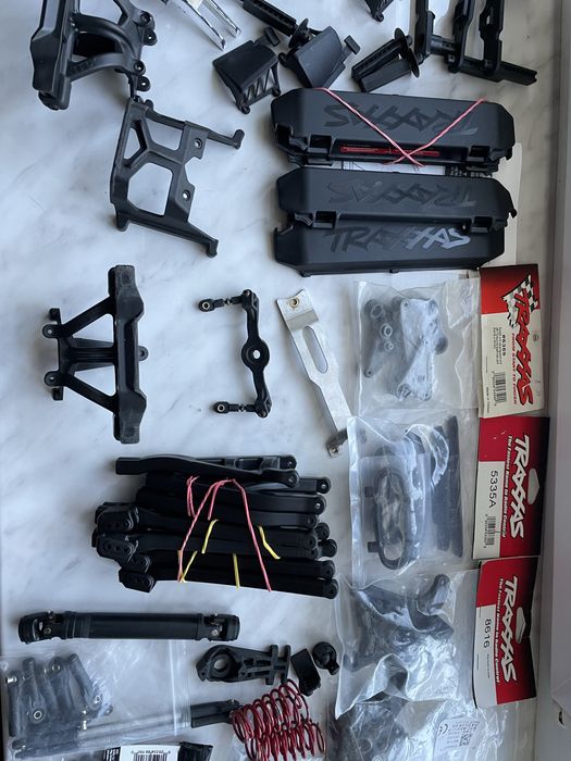 Запчасти,колёса Traxxas Erevo 2.0-1.0