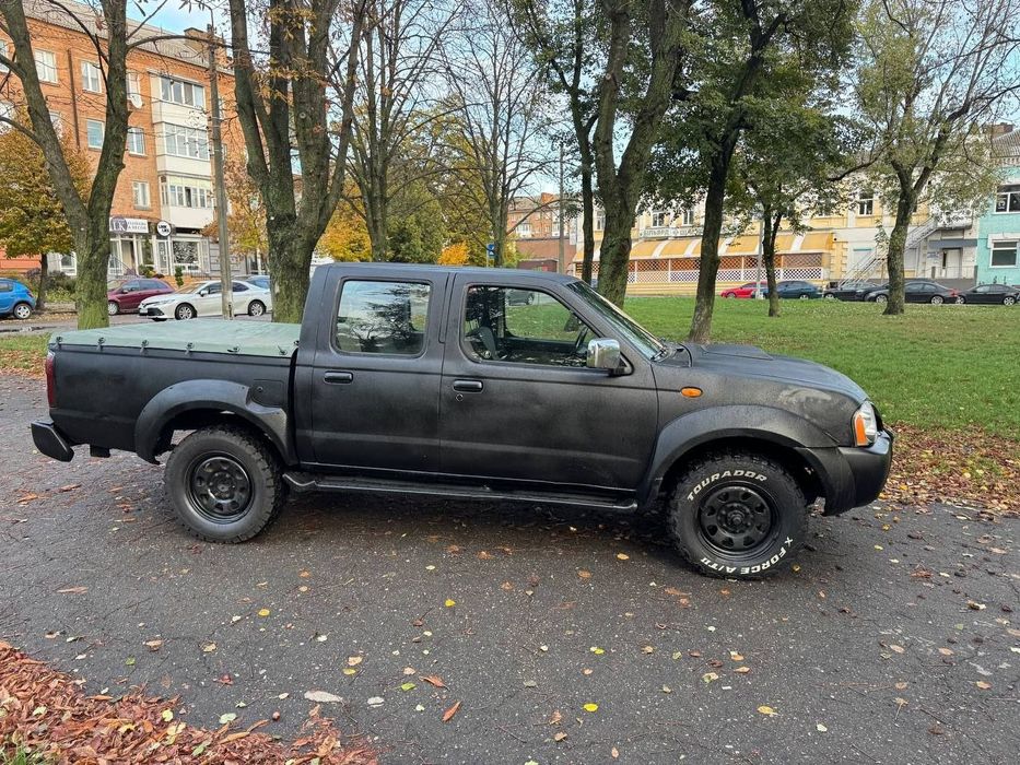 Продам пікап Nissan Navara NP300 D22