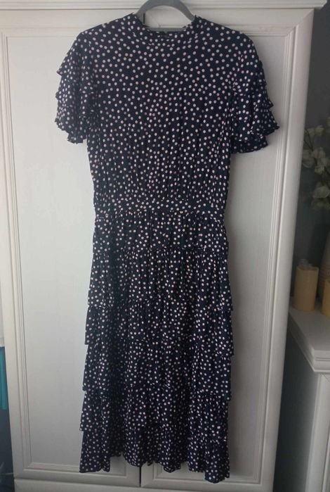 Piękna sukienka z falbankami Reserved rozmiar S