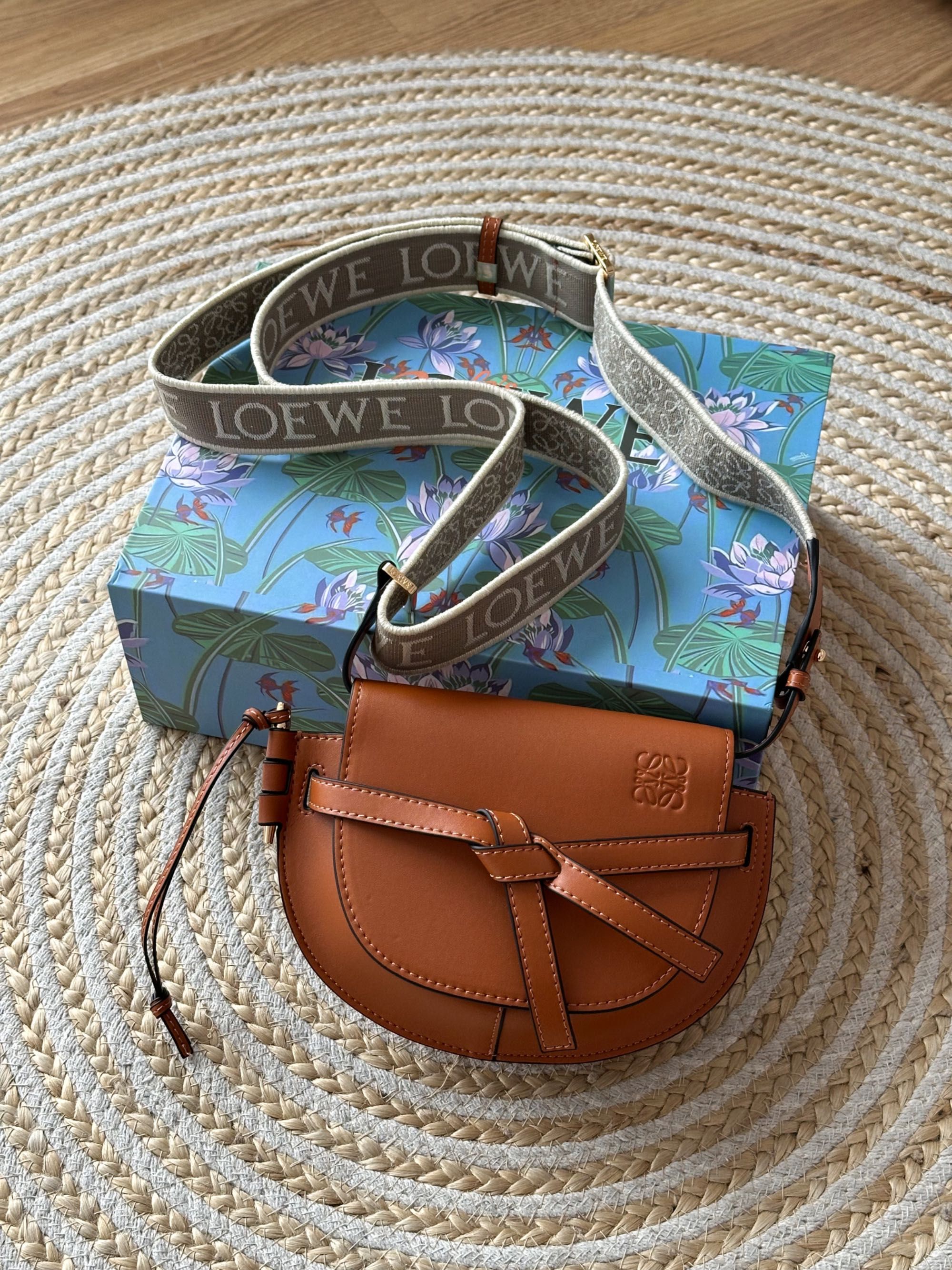 Сумка Loewe шкіра | рожева, коричнева, оливкова
