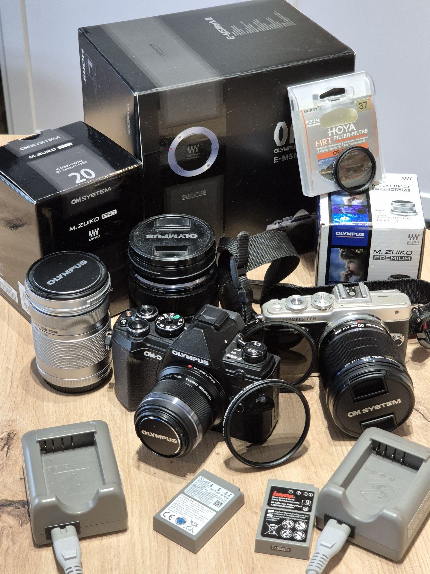 Aparat Olympus pen e-pl7 body z wi-fi, obiektywy osobno