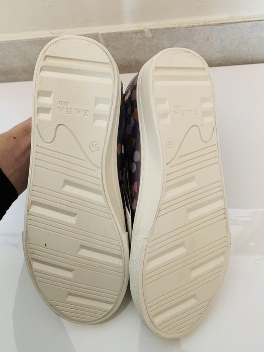 Tenis novos Zara tamanho 39