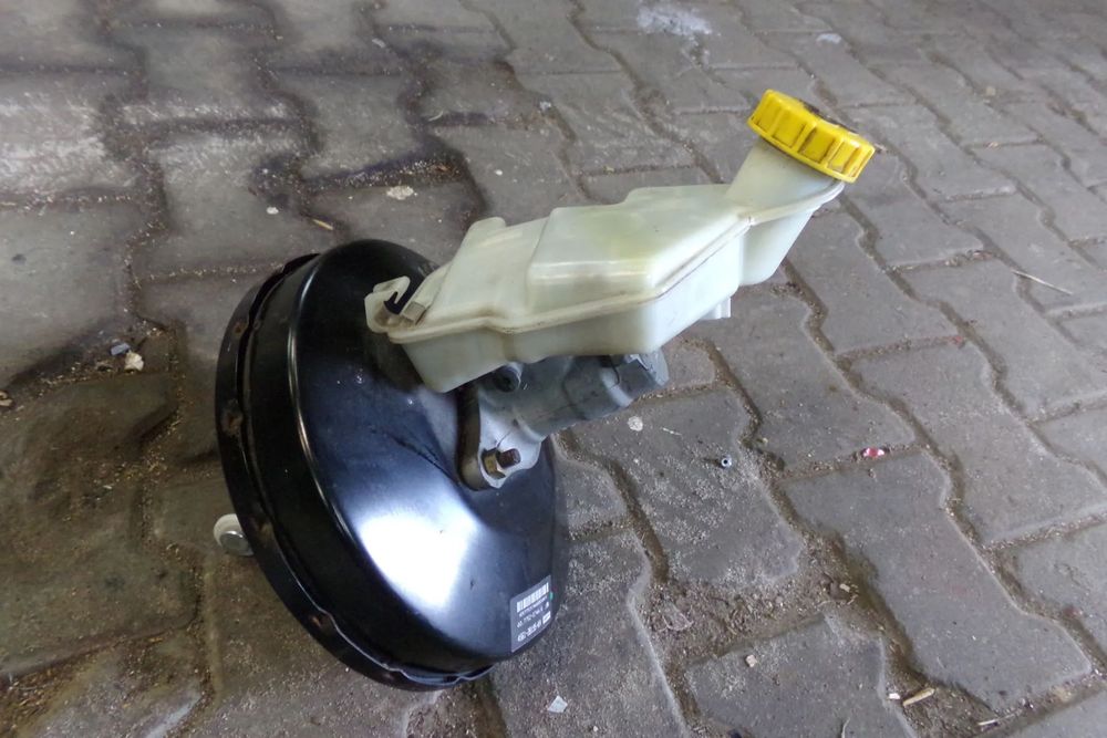 Serwo hamulcowe pompa hamulcowa Ford Fiesta MK5 1.3 2005r.