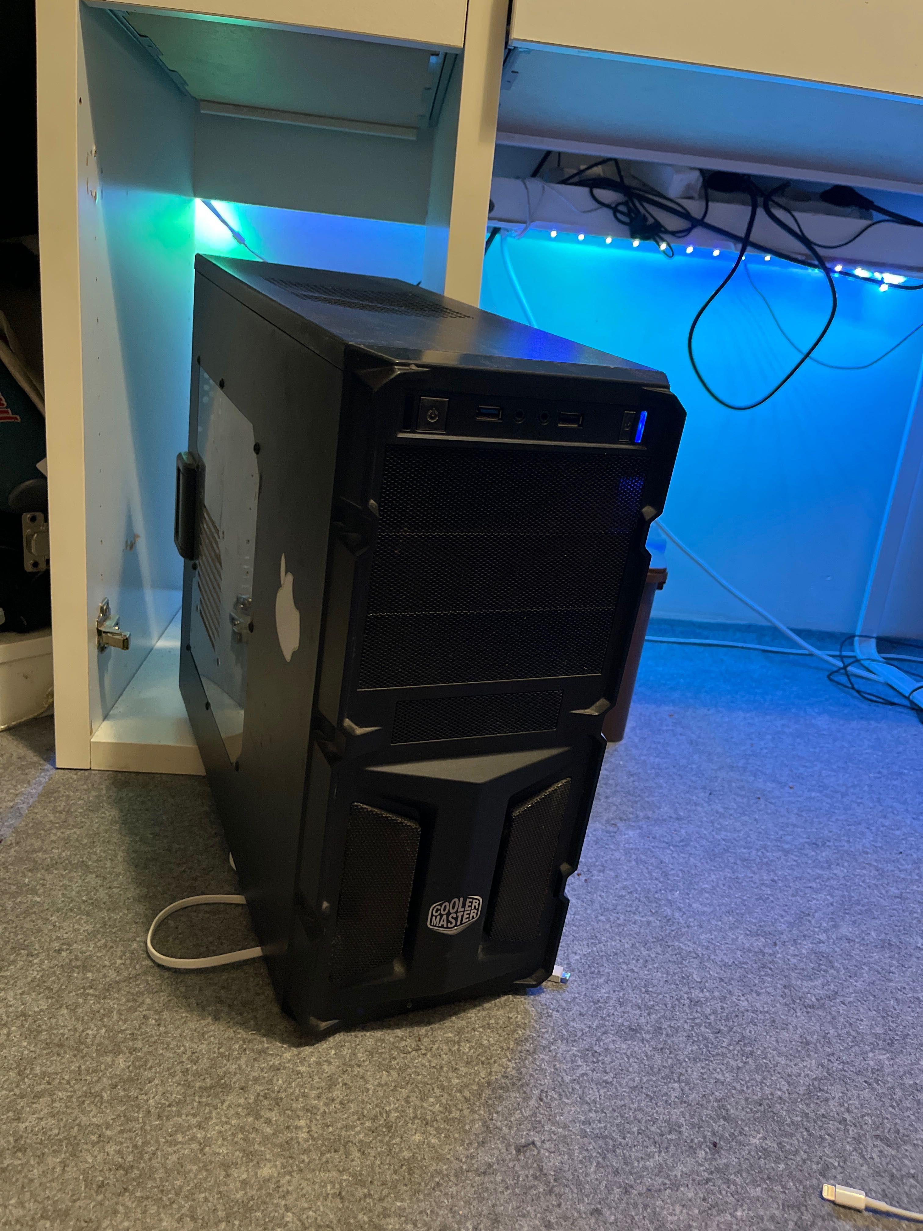 COMPUTADOR torre i5
