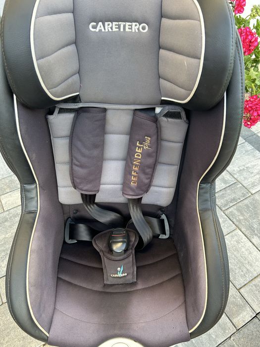 Fotelik caretero defender plus.