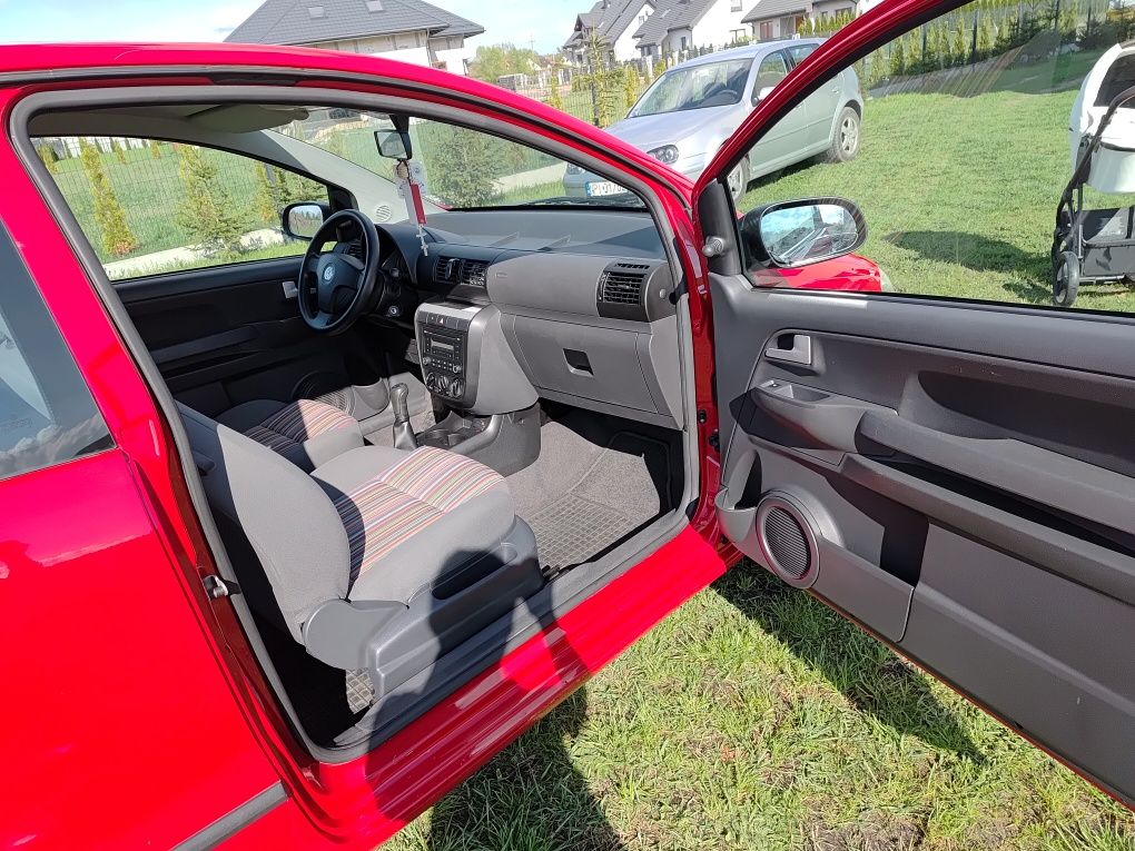 VW Fox 2009 r. 1.2 benzyna, w idealnym stanie. 

Auto gotowe