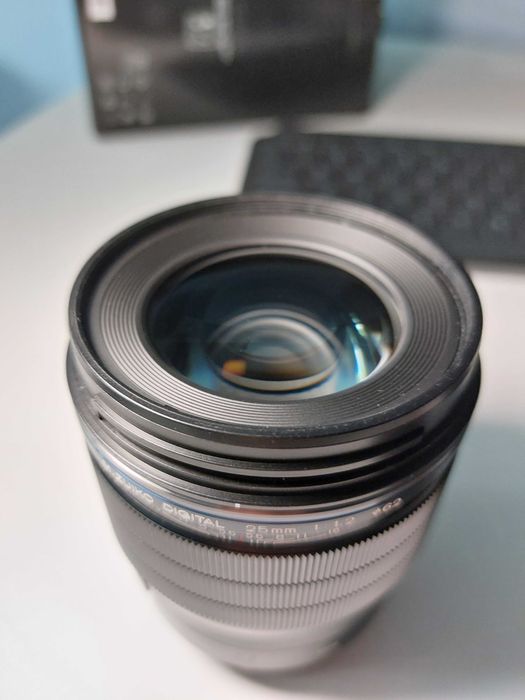 OM System M.Zuiko Digital ED 25 mm F 1.2 PRO (czarny)