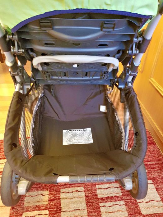 Carrinho de Bebé Chicco com alcofa